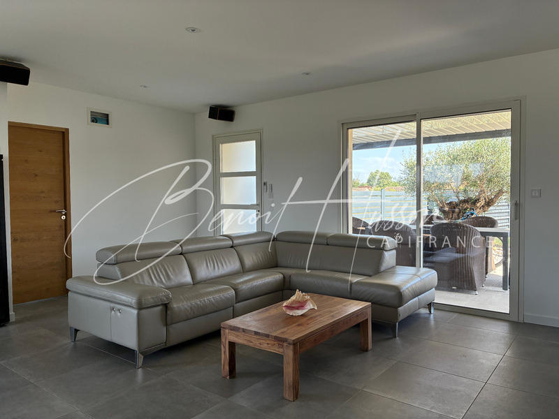 Maison - 102 m² - 5 pièces