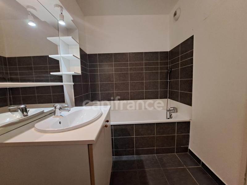 Appartement - 70 m² - 4 pièces