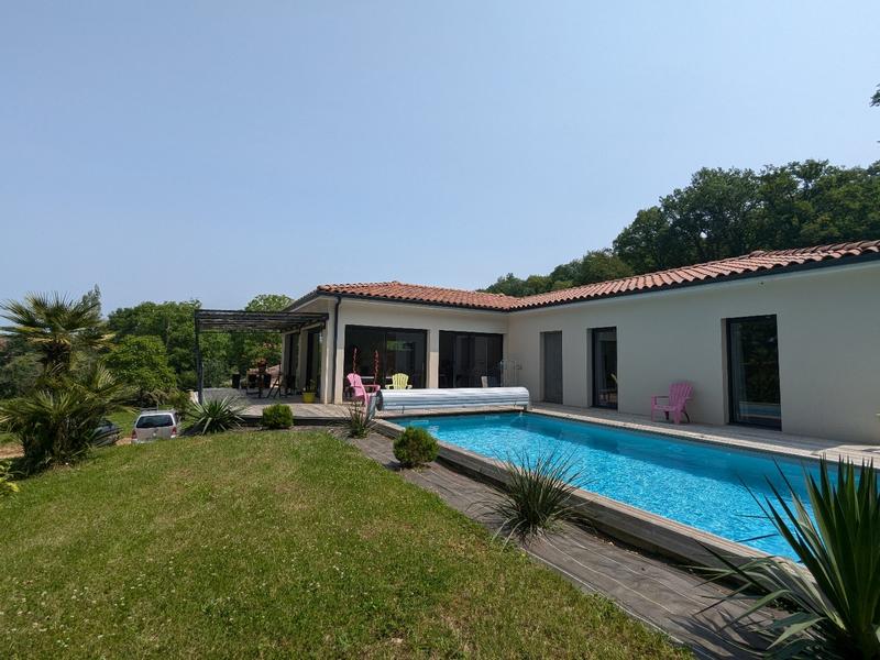 Maison - 127 m² - 5 pièces