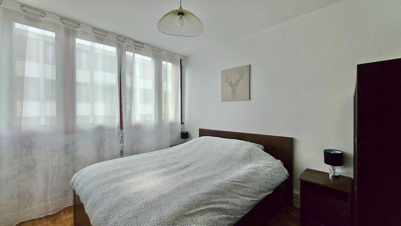 Appartement - 97 m² - 5 pièces