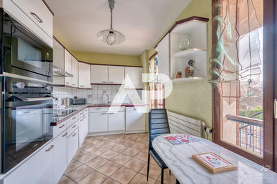 Maison - 171 m² - 7 pièces