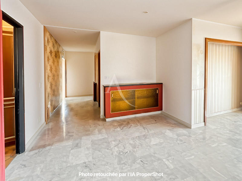 Appartement - 96 m² - 4 pièces