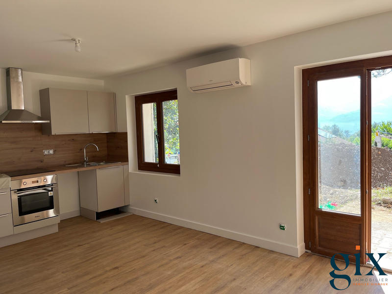 Appartement - 57 m² - 3 pièces