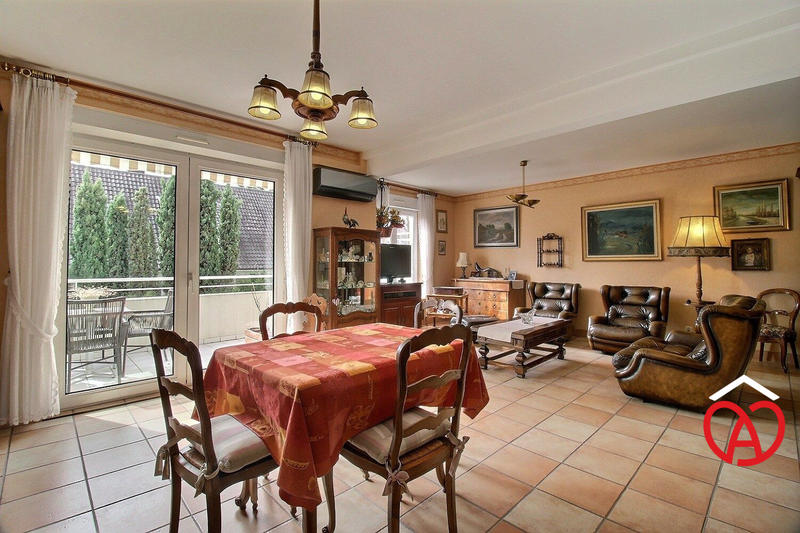 Appartement - 106 m² - 3 pièces