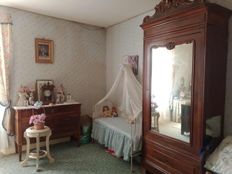 Maison - 285 m² - 13 pièces