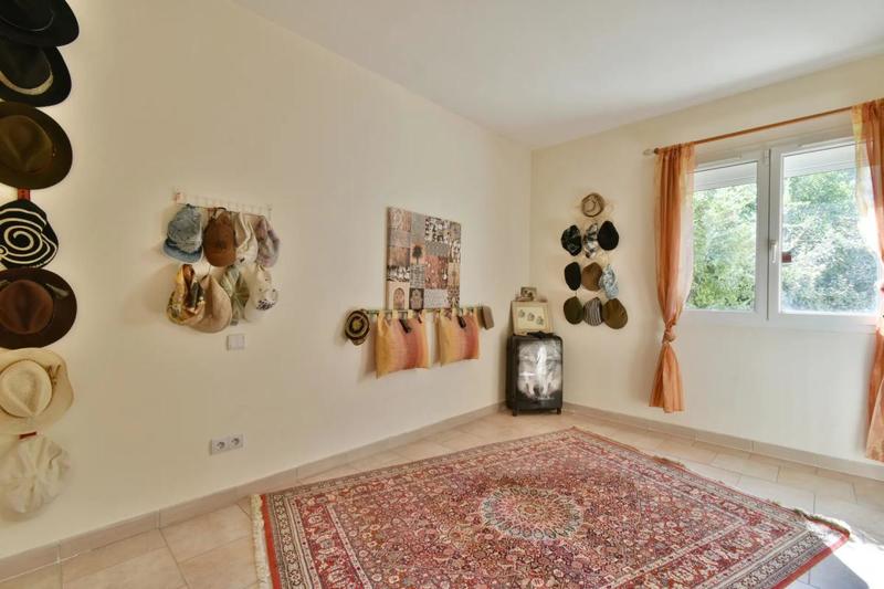 Villa - 289 m² - 7 pièces