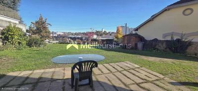 Maison - 94 m² - 5 pièces