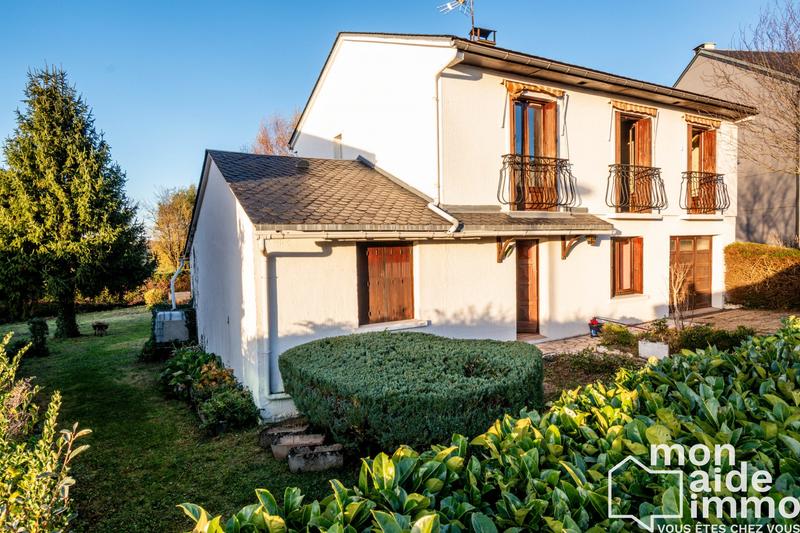 Maison traditionnelle - 101 m² - 4 pièces