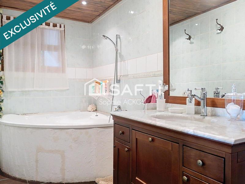 Maison de village - 200 m² - 7 pièces