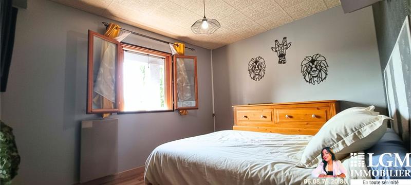 Maison - 200 m² - 6 pièces