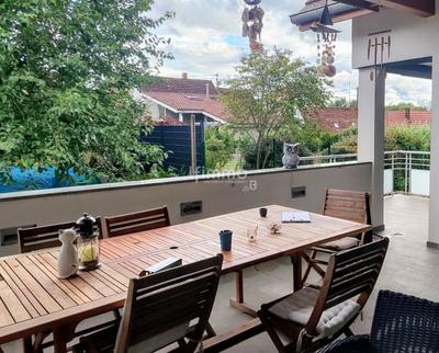 Maison - 183 m² - 7 pièces