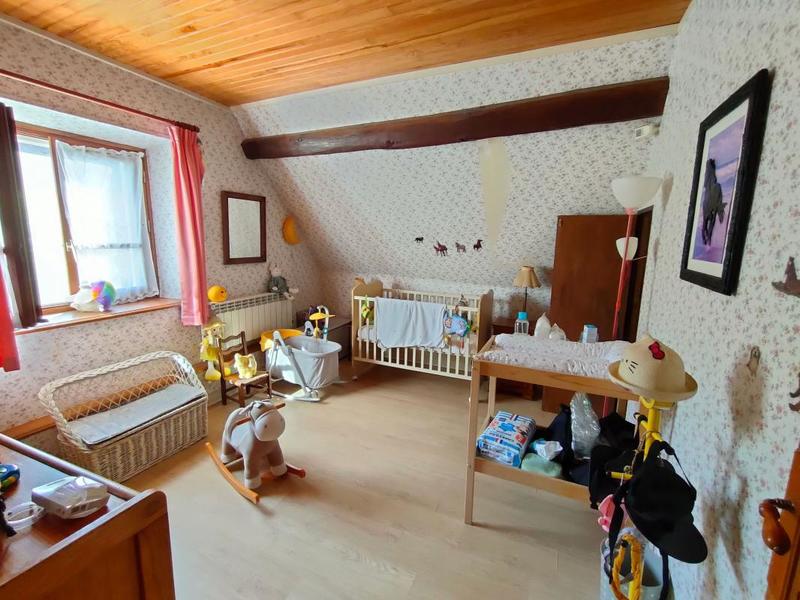 Maison - 142 m² - 6 pièces