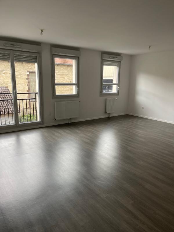 Appartement - 92 m² - 4 pièces