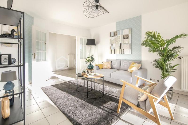 Appartement - 86 m² - 4 pièces