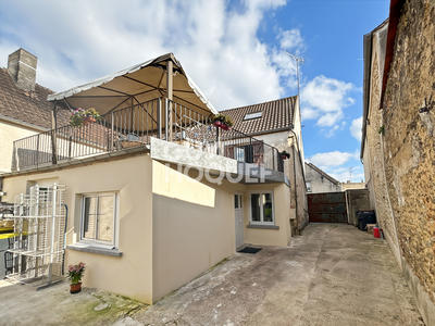 Maison - 213 m² - 6 pièces