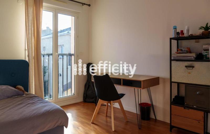 Maison - 143 m² - 5 pièces