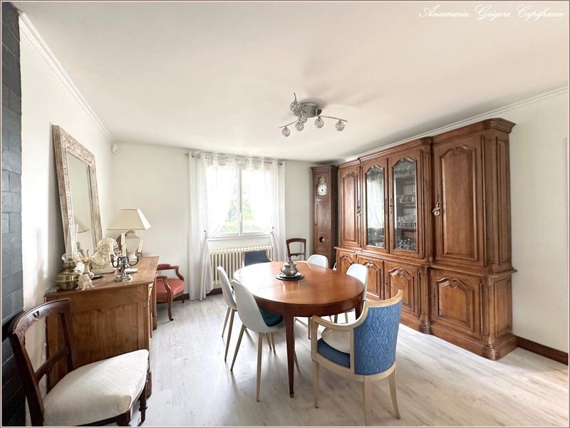 Maison - 194 m² - 5 pièces