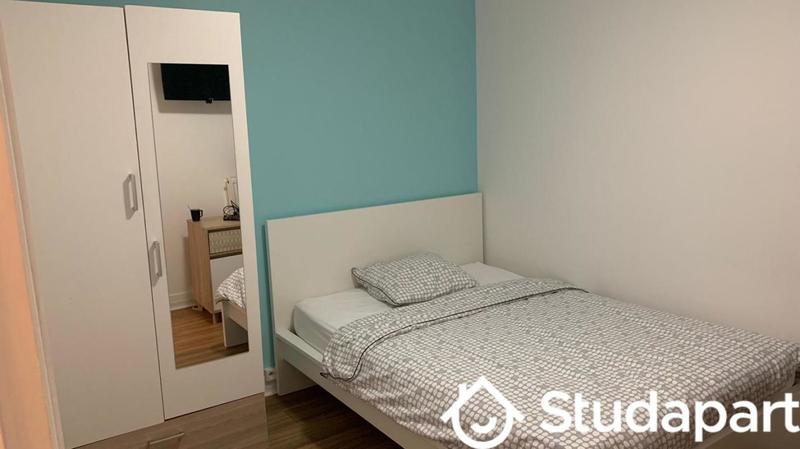 Chambre - 10 m² - 1 pièce