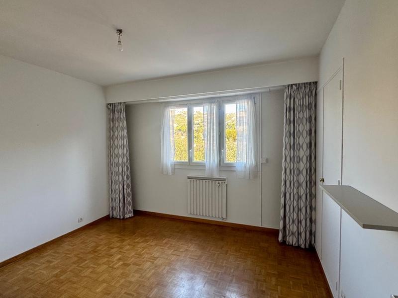 Appartement - 101 m² - 5 pièces
