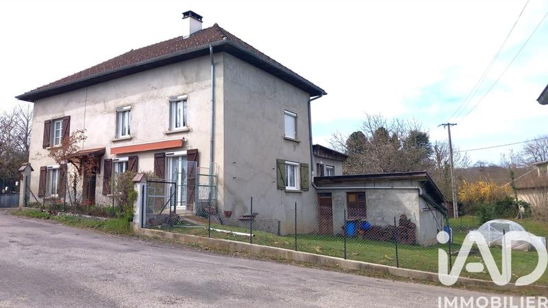 Maison - 161 m² - 8 pièces