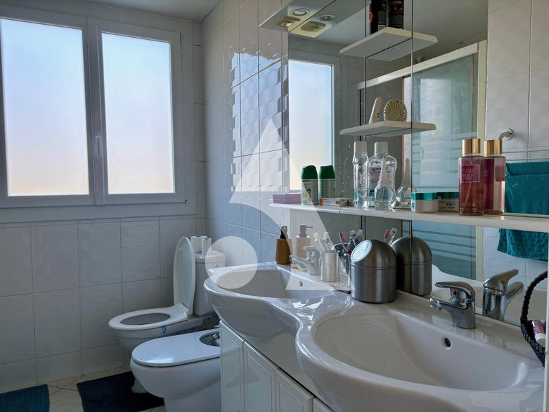 Maison - 137 m² - 6 pièces