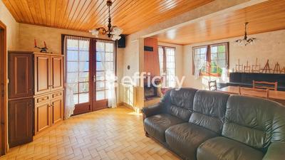 Maison - 89 m² - 5 pièces