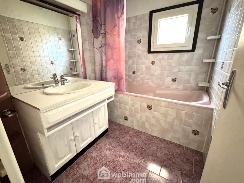 Appartement - 82 m² - 4 pièces