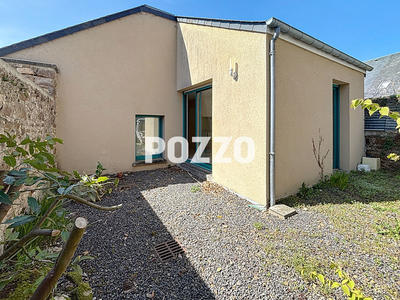 Maison - 159 m² - 6 pièces