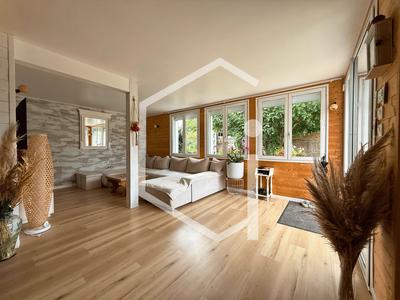 Maison - 101 m² - 3 pièces