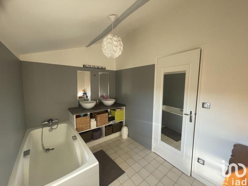 Maison - 180 m² - 4 pièces