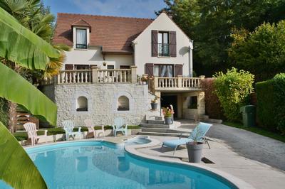 Maison - 145 m² - 7 pièces