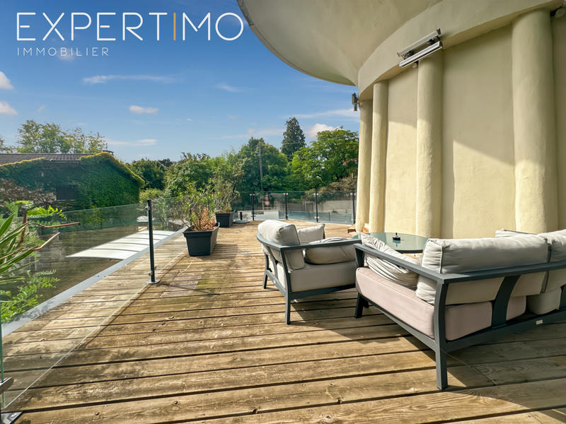 Immeuble - 180 m² - 5 pièces