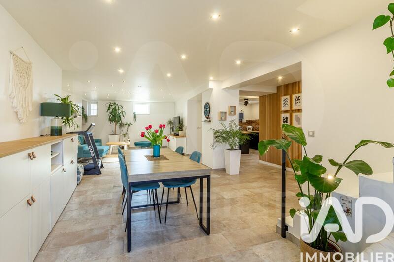 Maison - 144 m² - 5 pièces