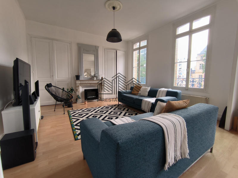 Appartement - 91 m² - 4 pièces