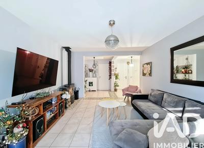 Maison - 121 m² - 6 pièces