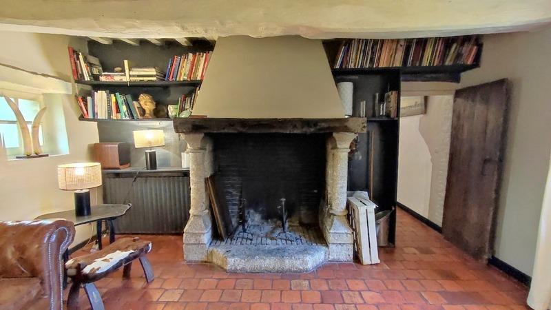 Maison - 212 m² - 10 pièces