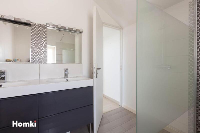 Villa - 177 m² - 7 pièces