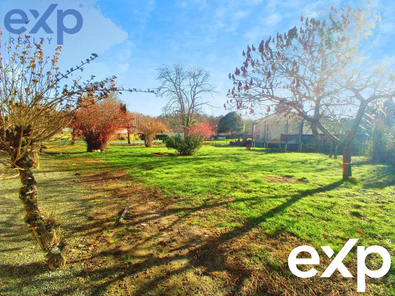 Maison traditionnelle - 215 m² - 6 pièces