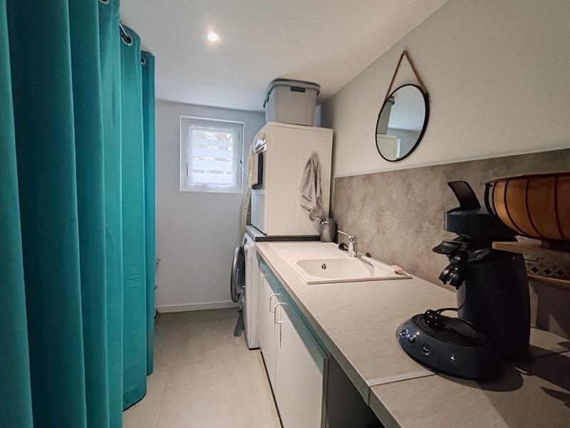 Maison - 145 m² - 8 pièces