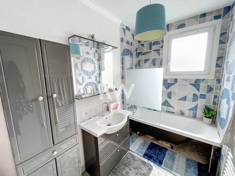 Maison - 135 m² - 7 pièces