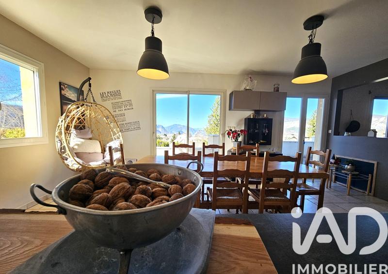 Maison - 129 m² - 5 pièces