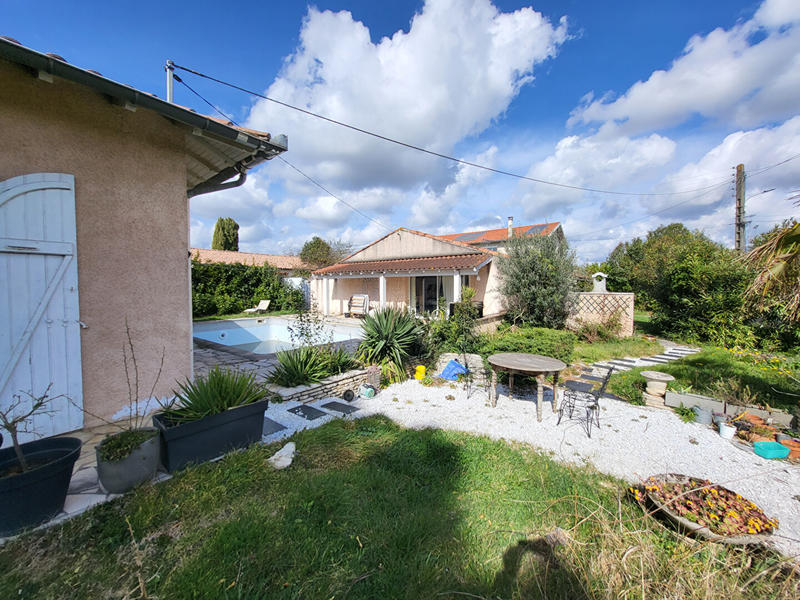 Maison - 100 m² - 4 pièces