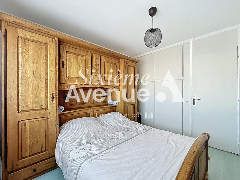 Appartement - 80 m² - 4 pièces