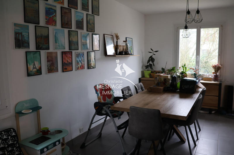 Maison - 140 m² - 6 pièces