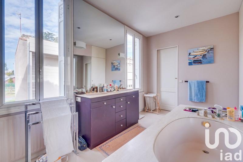 Maison - 191 m² - 5 pièces