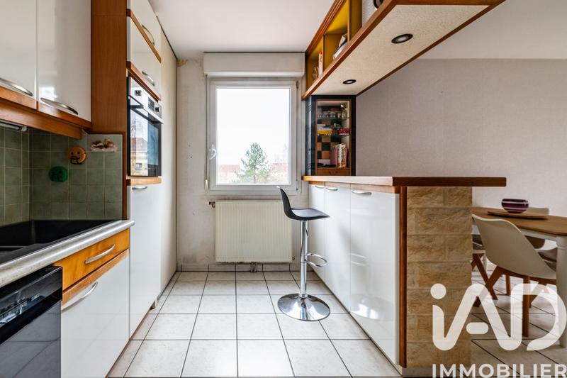 Appartement - 90 m² - 4 pièces