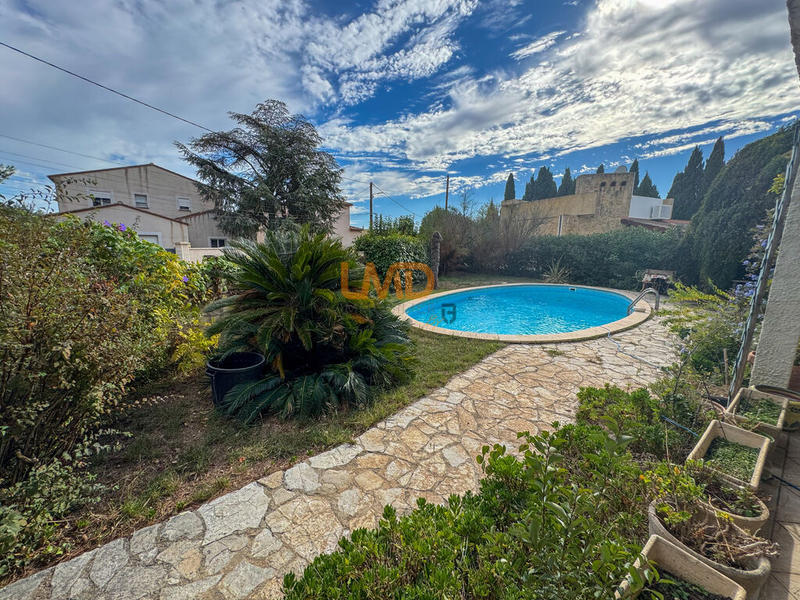 Maison - 185 m² - 6 pièces