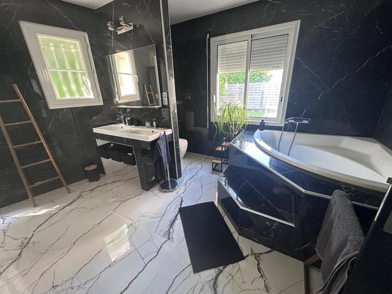 Villa - 175 m² - 6 pièces