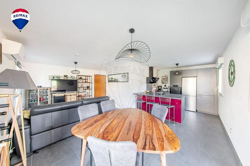 Appartement - 76 m² - 5 pièces