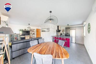 Appartement - 76 m² - 5 pièces